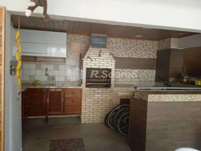 Casa / Sobrado em Condomínio para Venda em Rio de Janeiro/RJ Vila Valqueire 3 Quartos