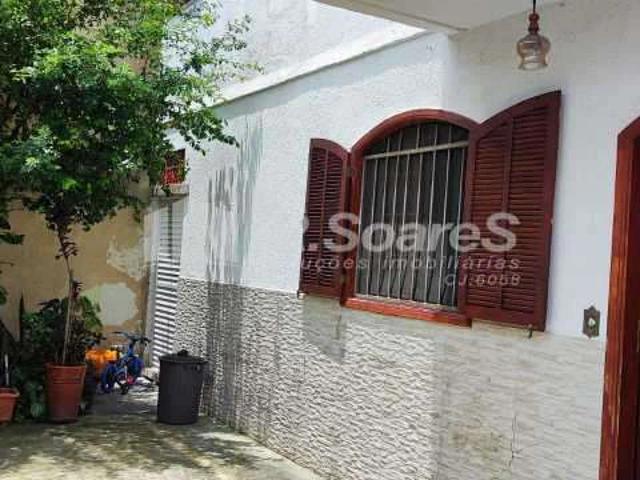 Casa / Sobrado em Condomínio para Venda em Rio de Janeiro/RJ Vila Valqueire 3 Quartos