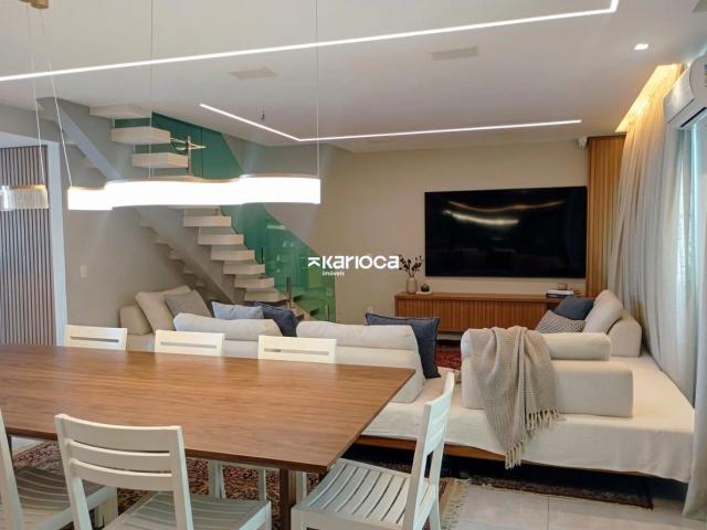 Casa / Sobrado em Condomínio para Venda em Rio de Janeiro/RJ Vila Valqueire 5 Quartos
