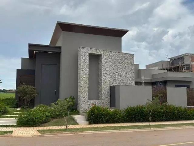 Casa / Sobrado em Condomínio para Venda em Rondonópolis/MT Cidade Universitária 4 Quartos
