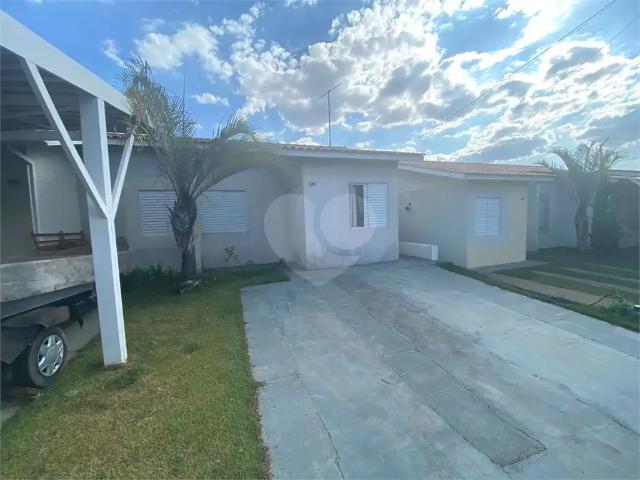 Casa / Sobrado em Condomínio para Venda em São Carlos/SP Jardim Ipanema 2 Quartos