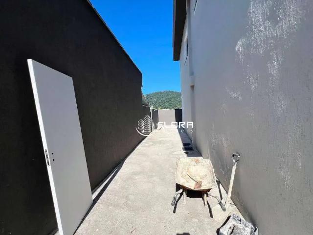 Casa / Sobrado em Condomínio para Venda em São Gonçalo/RJ Várzea das Moças 3 Quartos