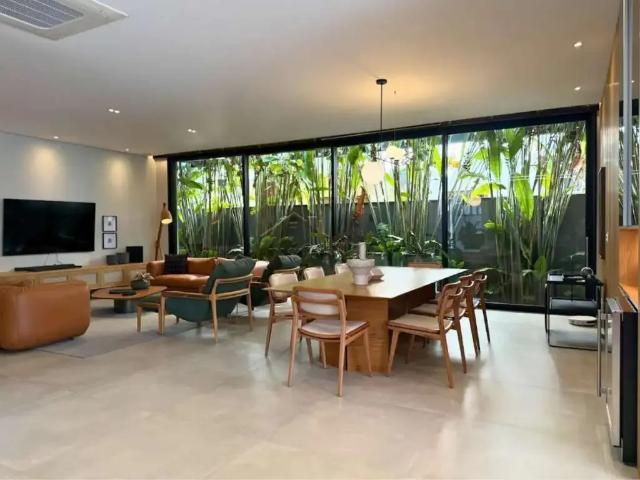 Casa / Sobrado em Condomínio para Venda em São José dos Campos/SP Urbanova 4 Quartos