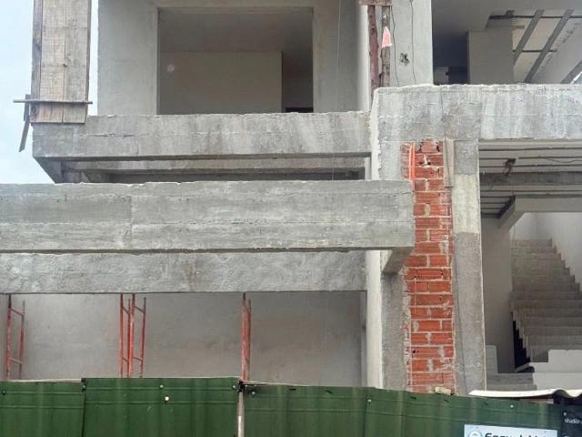 Casa / Sobrado em Condomínio para Venda em São José dos Campos/SP Urbanova 4 Quartos