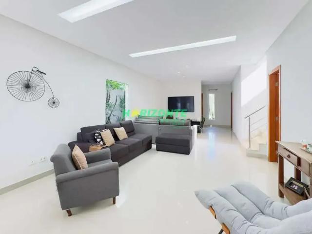 Casa / Sobrado em Condomínio para Venda em São José dos Campos/SP Urbanova 5 Quartos