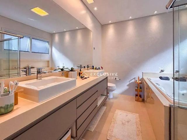 Casa / Sobrado em Condomínio para Venda em São José dos Campos/SP Urbanova 3 Quartos