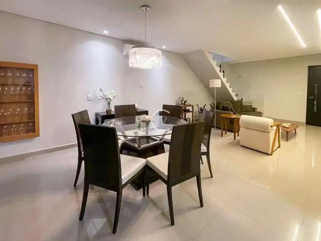 Casa / Sobrado em Condomínio para Venda em São José dos Campos/SP Urbanova 3 Quartos