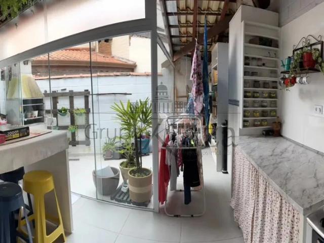 Casa / Sobrado em Condomínio para Venda em São José dos Campos/SP Cidade Morumbi 2 Quartos