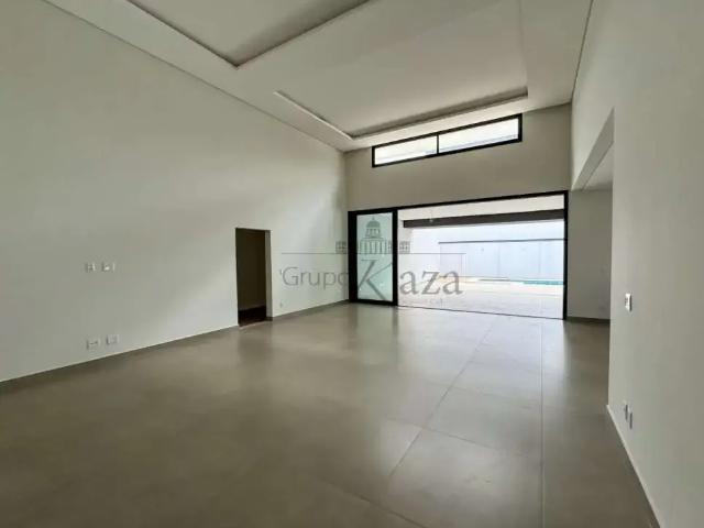 Casa / Sobrado em Condomínio para Venda em São José dos Campos/SP Condomínio Reserva do Paratehy 3 Quartos