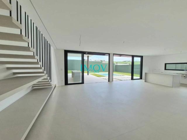 Casa / Sobrado em Condomínio para Venda em São José dos Campos/SP Condomínio Residencial Monaco 4 Quartos