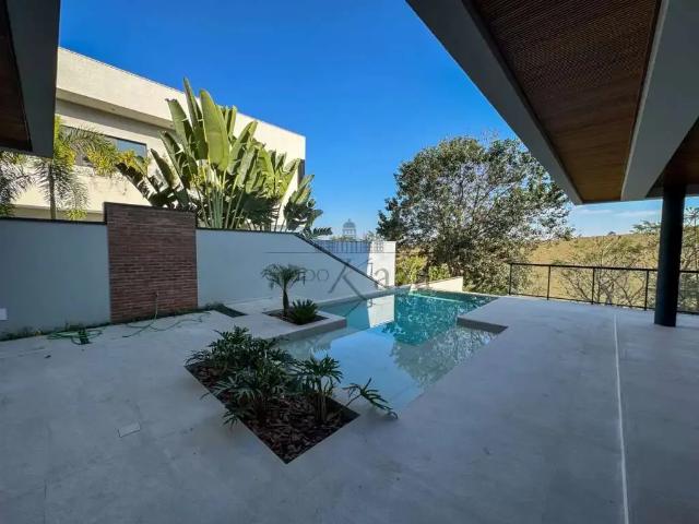 Casa / Sobrado em Condomínio para Venda em São José dos Campos/SP Condomínio Residencial Montserrat 4 Quartos
