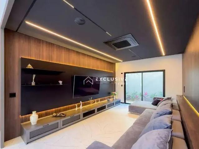 Casa / Sobrado em Condomínio para Venda em São José dos Campos/SP Condomínio Residencial Montserrat 4 Quartos