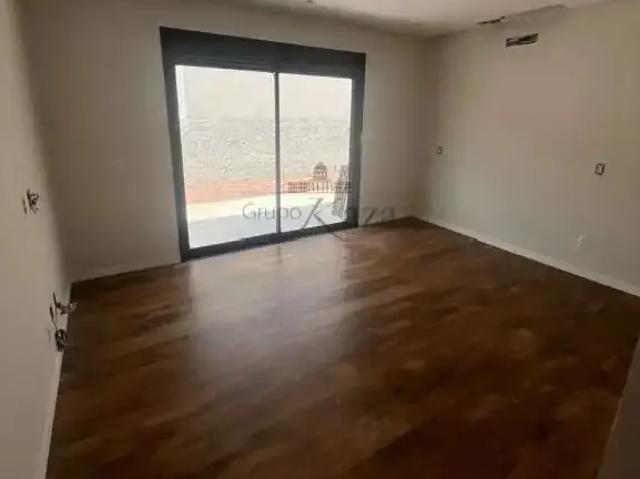 Casa / Sobrado em Condomínio para Venda em São José dos Campos/SP Condomínio Residencial Alphaville I 4 Quartos
