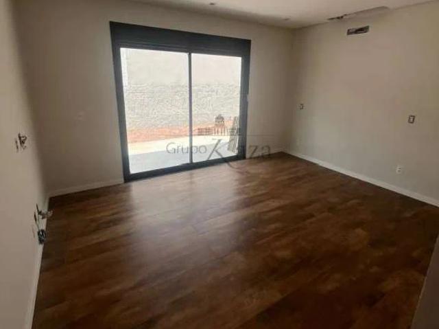 Casa / Sobrado em Condomínio para Venda em São José dos Campos/SP Condomínio Residencial Alphaville I 4 Quartos