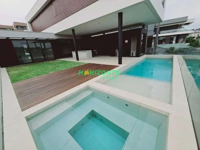 Casa / Sobrado em Condomínio para Venda em São José dos Campos/SP Urbanova 4 Quartos