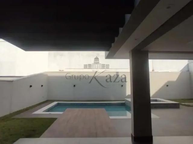 Casa / Sobrado em Condomínio para Venda em São José dos Campos/SP Condomínio Residencial Alphaville II 4 Quartos