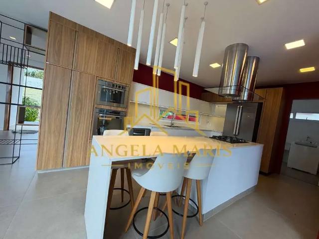 Casa / Sobrado em Condomínio para Venda em São José dos Campos/SP Condomínio Residencial Alphaville II 4 Quartos