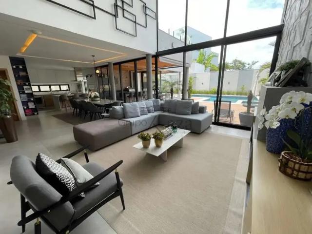 Casa / Sobrado em Condomínio para Venda em São José dos Campos/SP Condomínio Residencial Alphaville II 5 Quartos