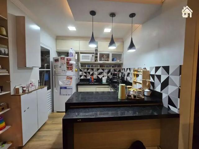 Casa / Sobrado em Condomínio para Venda em São José dos Campos/SP Eugênio de Mello 2 Quartos