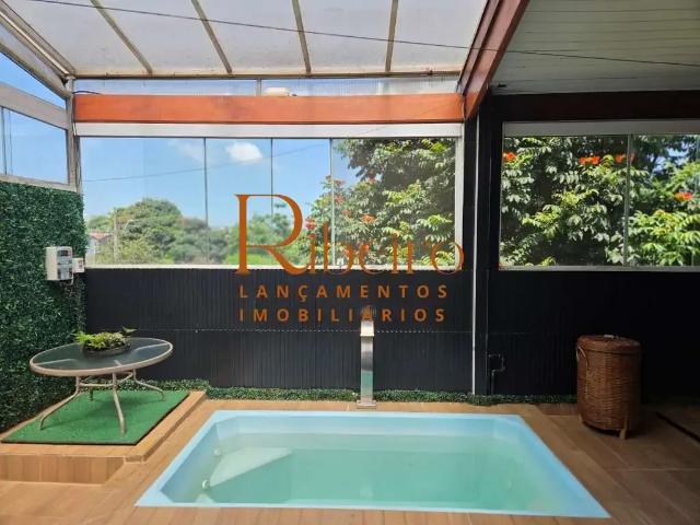 Casa / Sobrado em Condomínio para Venda em São José dos Campos/SP Eugênio de Mello 3 Quartos