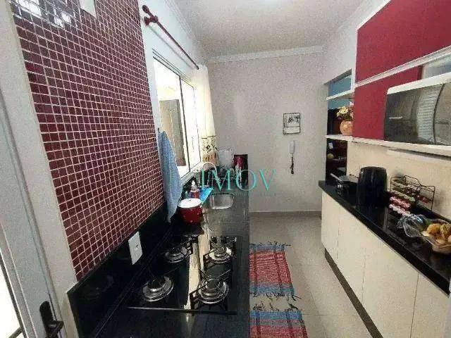 Casa / Sobrado em Condomínio para Venda em São José dos Campos/SP Eugênio de Mello 3 Quartos