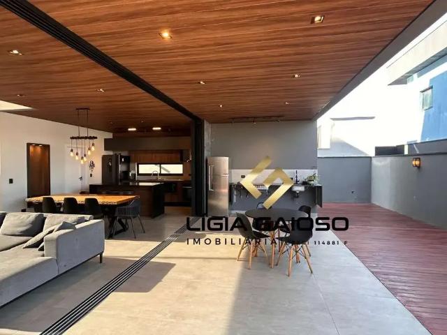 Casa / Sobrado em Condomínio para Venda em São José dos Campos/SP Floresta 3 Quartos