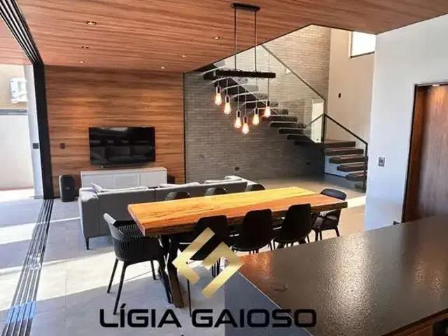 Casa / Sobrado em Condomínio para Venda em São José dos Campos/SP Floresta 3 Quartos
