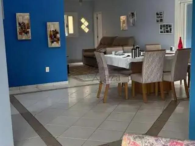 Casa / Sobrado em Condomínio para Venda em São José dos Campos/SP Freitas 4 Quartos