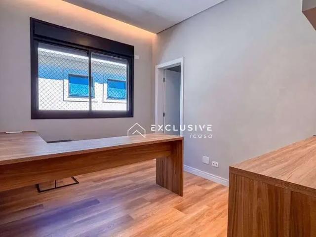 Casa / Sobrado em Condomínio para Venda em São José dos Campos/SP Jardim do Golfe 5 Quartos