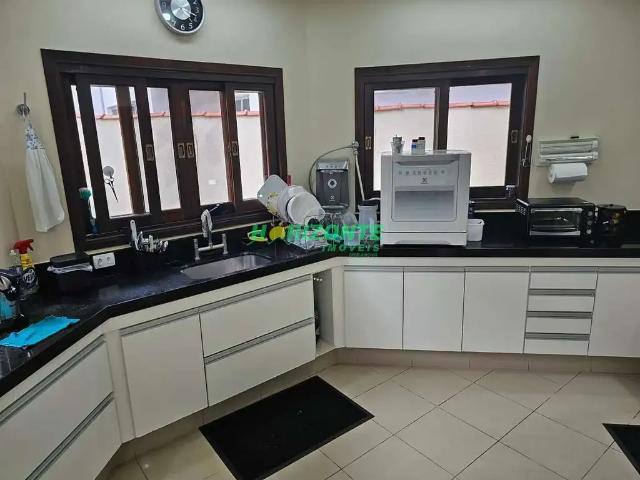 Casa / Sobrado em Condomínio para Venda em São José dos Campos/SP Jardim das Colinas 3 Quartos