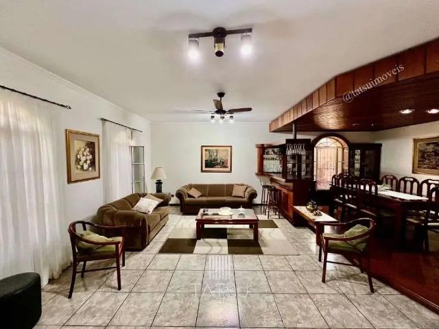 Casa / Sobrado em Condomínio para Venda em São José dos Campos/SP Jardim das Colinas 3 Quartos
