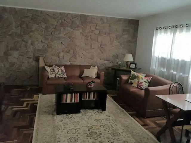 Casa / Sobrado em Condomínio para Venda em São José dos Campos/SP Jardim das Colinas 4 Quartos