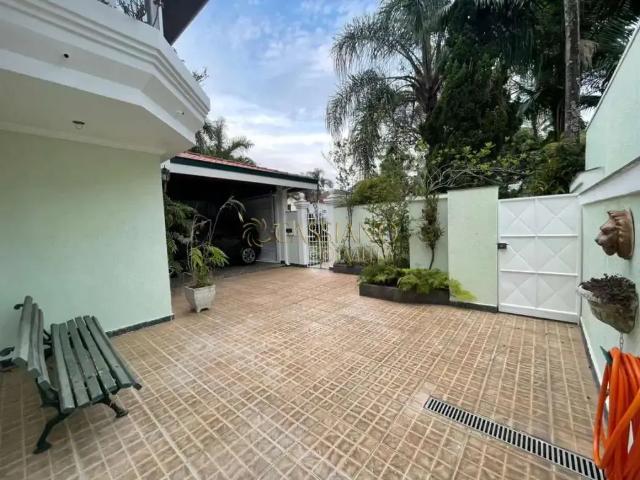 Casa / Sobrado em Condomínio para Venda em São José dos Campos/SP Jardim das Colinas 4 Quartos