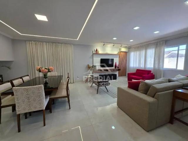 Casa / Sobrado em Condomínio para Venda em São José dos Campos/SP Jardim das Colinas 5 Quartos