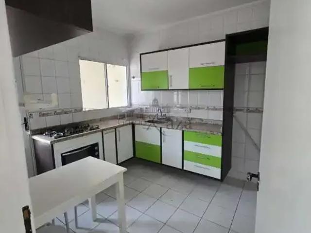Casa / Sobrado em Condomínio para Venda em São José dos Campos/SP Jardim das Indústrias 3 Quartos