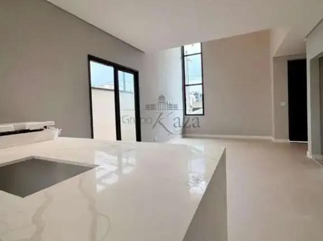 Casa / Sobrado em Condomínio para Venda em São José dos Campos/SP Loteamento Floresta 3 Quartos