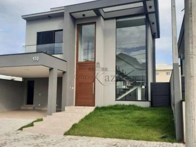 Casa / Sobrado em Condomínio para Venda em São José dos Campos/SP Loteamento Floresta 3 Quartos