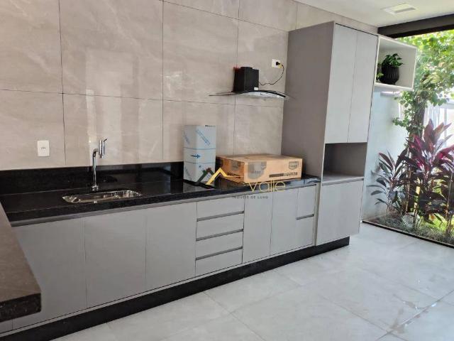 Casa / Sobrado em Condomínio para Venda em São José dos Campos/SP Loteamento Floresta 3 Quartos
