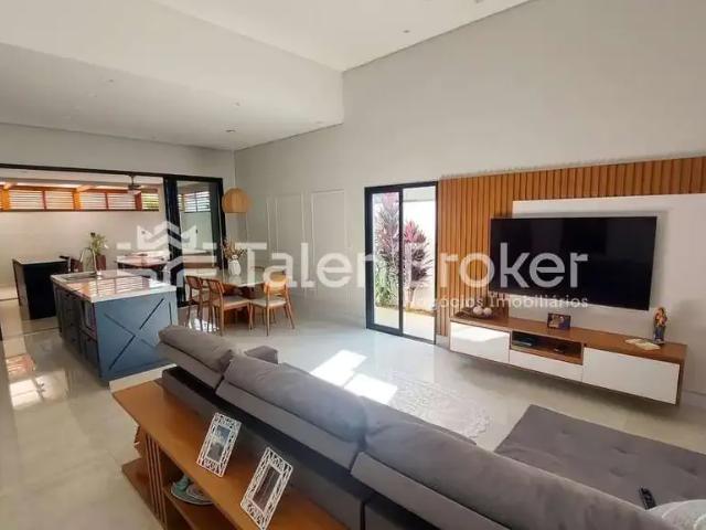 Casa / Sobrado em Condomínio para Venda em São José dos Campos/SP Loteamento Floresta 3 Quartos