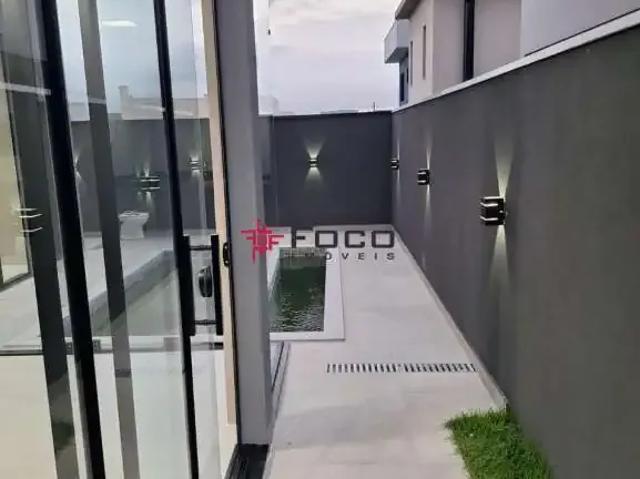 Casa / Sobrado em Condomínio para Venda em São José dos Campos/SP Loteamento Floresta 4 Quartos