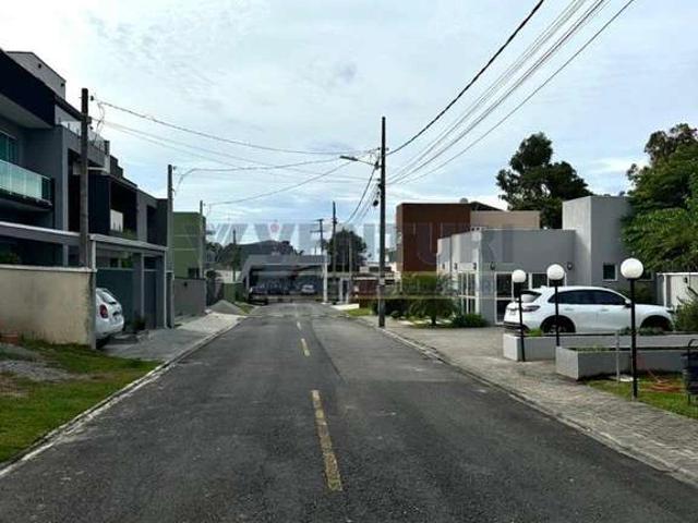 Casa / Sobrado em Condomínio para Venda em São José dos Pinhais/PR Colônia Rio Grande 3 Quartos