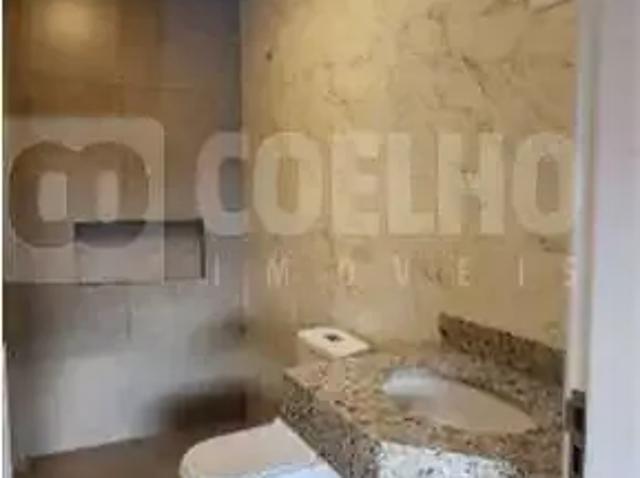 Casa / Sobrado em Condomínio para Venda em São José dos Pinhais/PR Costeira 4 Quartos