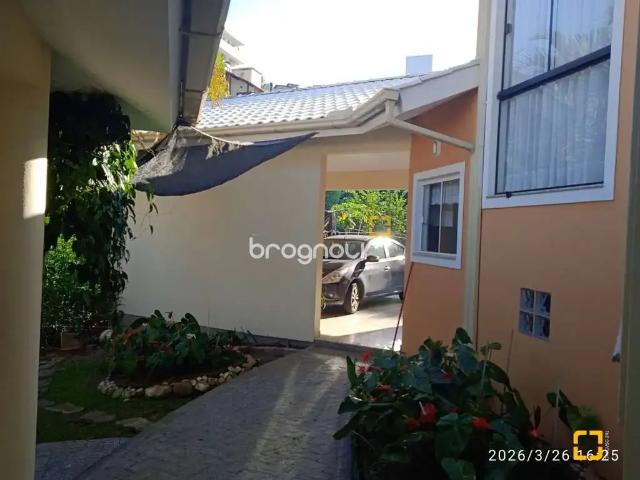 Casa / Sobrado em Condomínio para Venda em São José/SC Bosque das Mansões 4 Quartos
