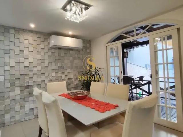 Casa / Sobrado em Condomínio para Venda em São José/SC Barreiros 4 Quartos