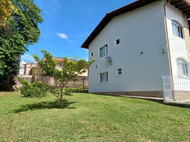 Casa / Sobrado em Condomínio para Venda em São José/SC Serraria 4 Quartos