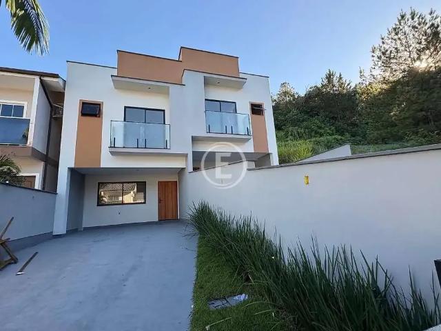 Casa / Sobrado em Condomínio para Venda em São José/SC Potecas 3 Quartos