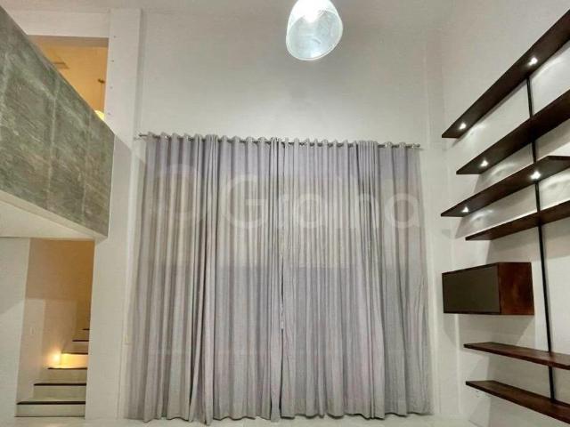 Casa / Sobrado em Condomínio para Venda em São José/SC Roçado 3 Quartos
