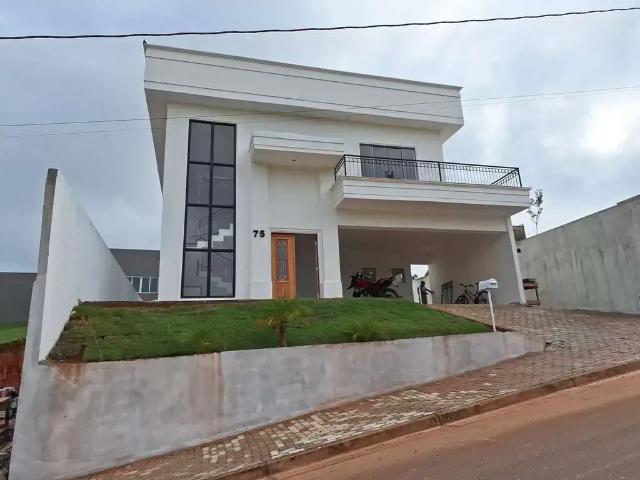 Casa / Sobrado em Condomínio para Venda em São Lourenço/MG Vale dos Pinheiros
