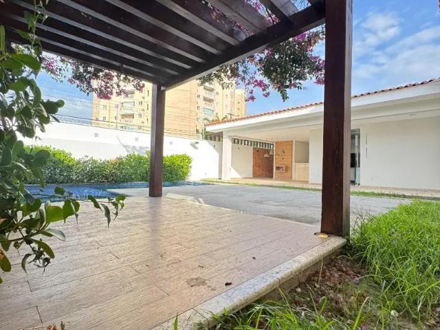 Casa / Sobrado em Condomínio para Venda em São Luís/MA Turu 4 Quartos