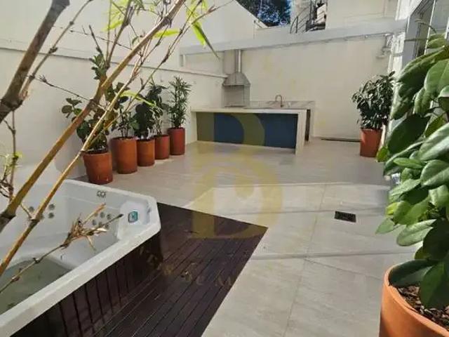 Casa / Sobrado em Condomínio para Venda em São Paulo/SP Morumbi 3 Quartos